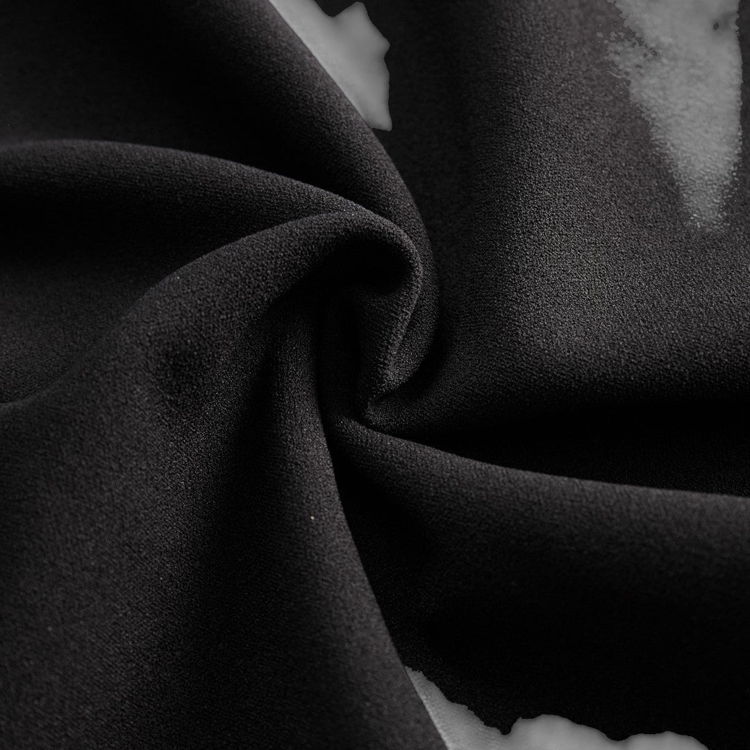 Marina | Edles schwarzes Kleid mit Gürtel und Mandarin-Kragen