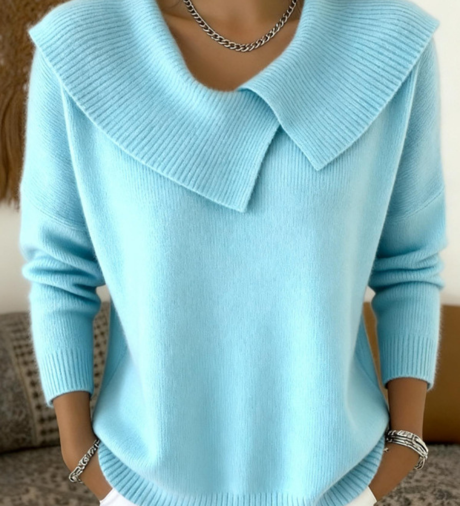 Karolína – Eleganter Strickpullover mit markantem Kragen