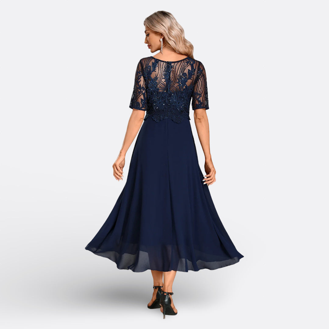 Isla - Kurzarm-Abendkleid aus Spitze