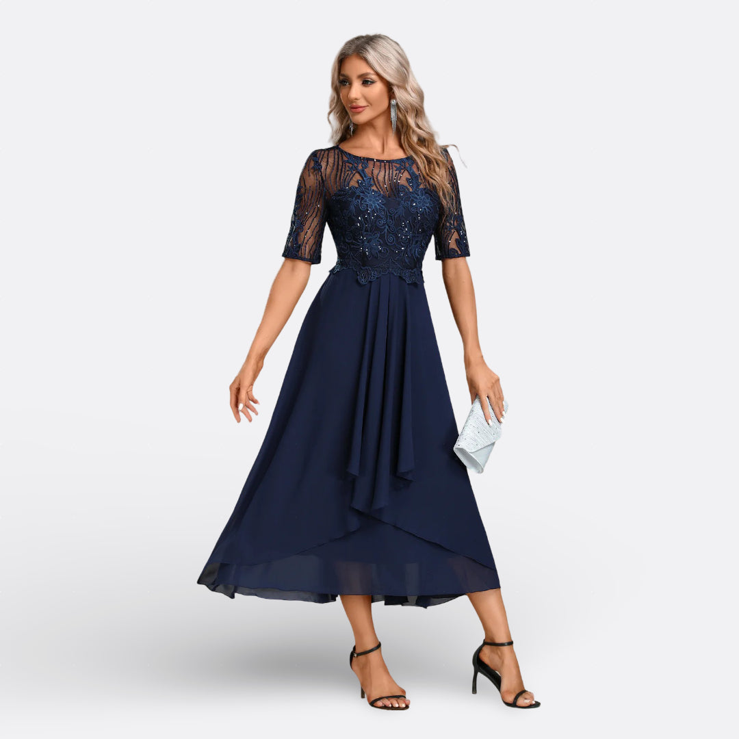 Isla - Kurzarm-Abendkleid aus Spitze