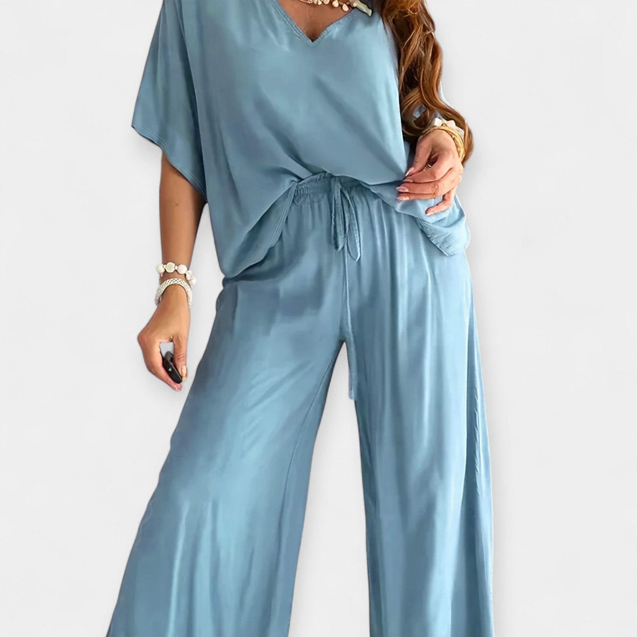 Veronika - Leichter Anzug mit weiten Hosen und fließender Bluse