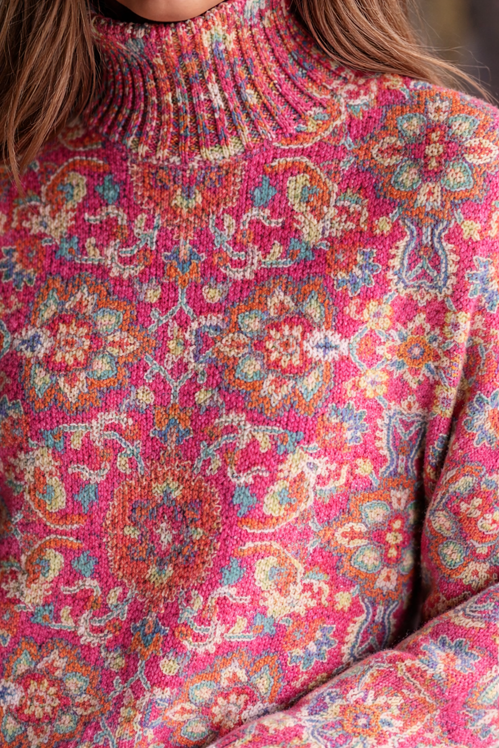 Martha - Maglione Etno-Retro con Collo Alto