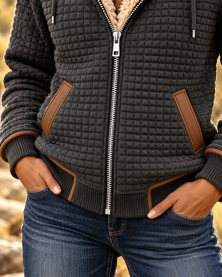 ELAINE | Giacca da Donna con Fodera in Sherpa e Imbottitura a Quadri con Zip e Cappuccio