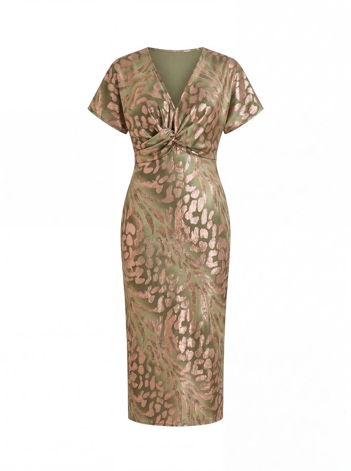 Giulia – Elegant dress made of light and flowing fabric