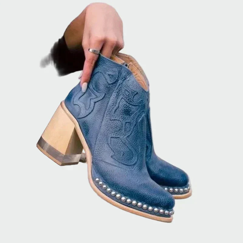 Imogen - Bestickte Kunstleder-Stiefel