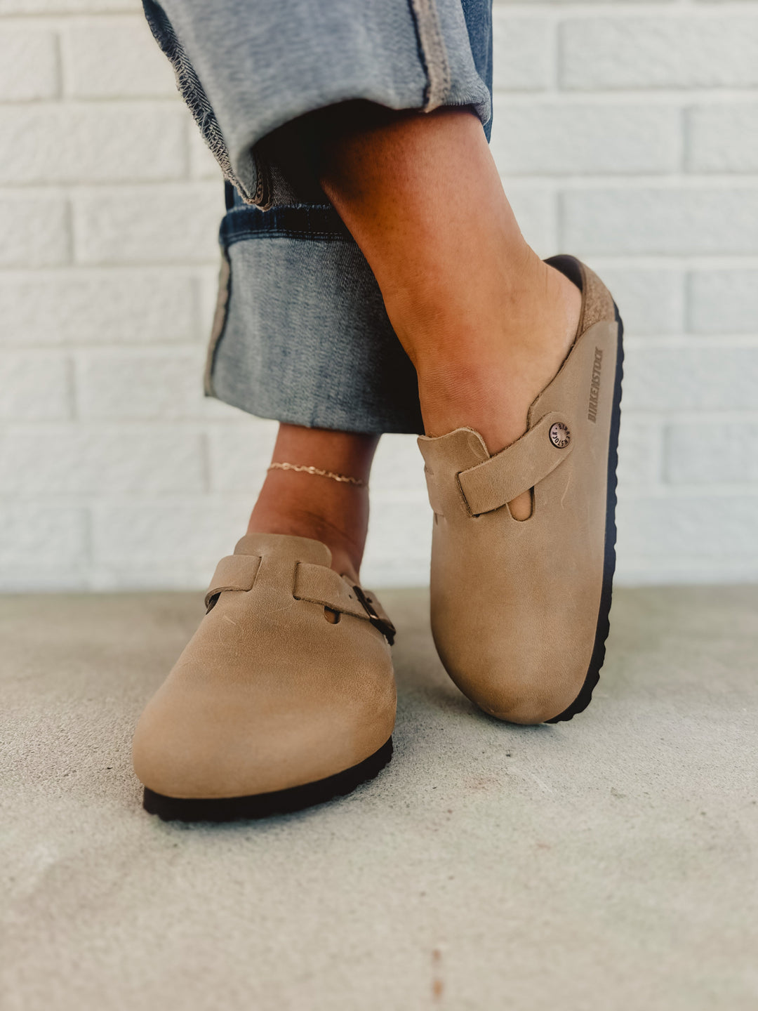 Birkenstock Boston Oiled Leather Clog - Tobacco Brown