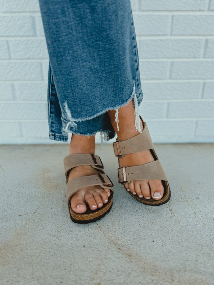 Birkenstock Arizona Oiled Leather Sandal - Tobacco Brown