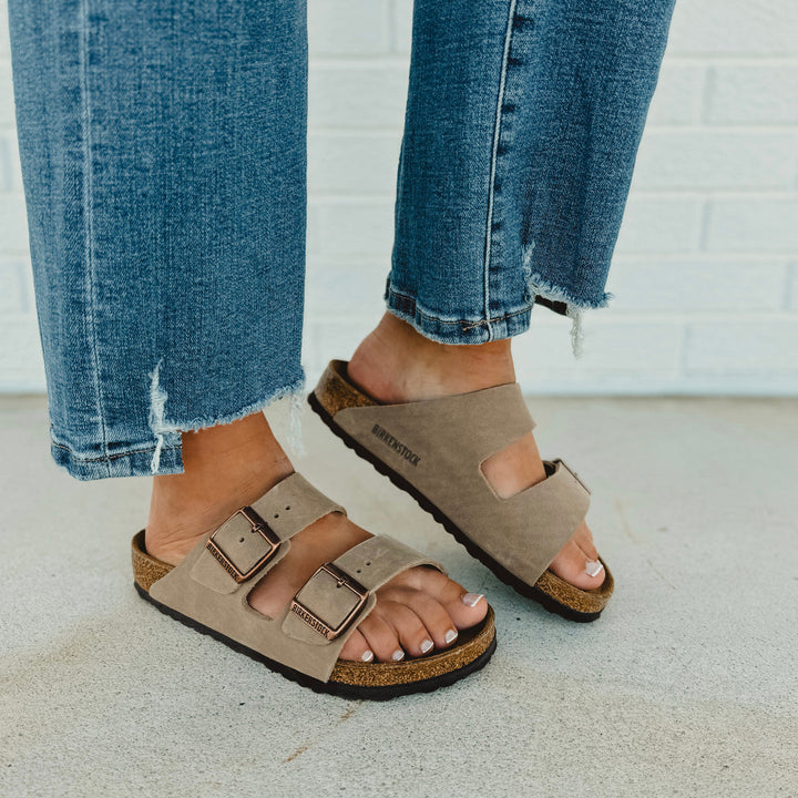 Birkenstock Arizona Oiled Leather Sandal - Tobacco Brown