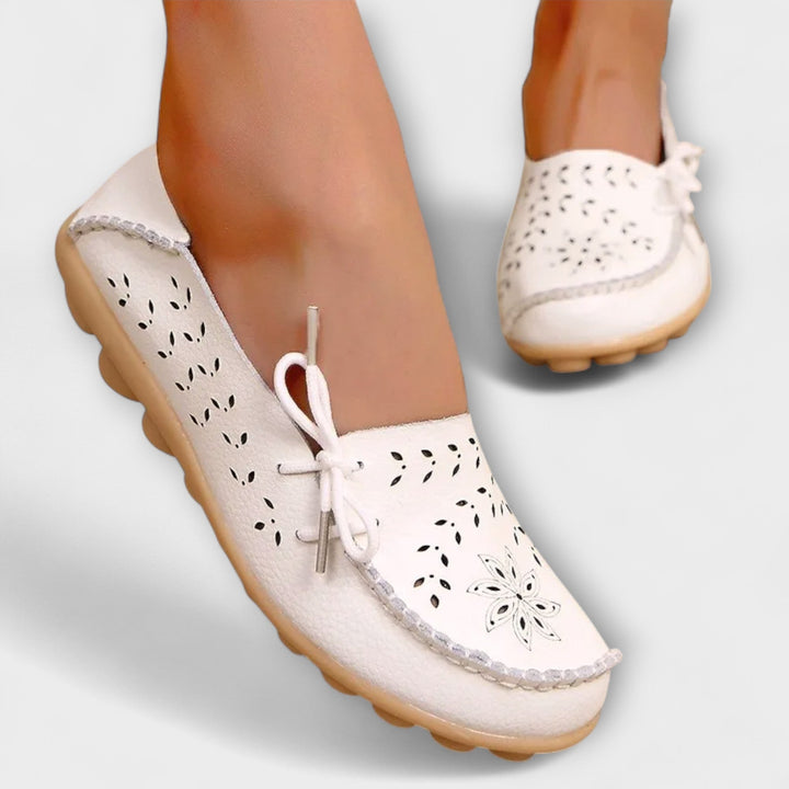 Notburga - White Slip-On Moccasins