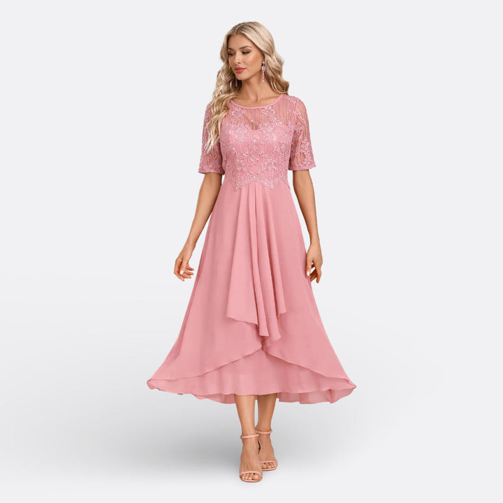 Isla - Kurzarm-Abendkleid aus Spitze