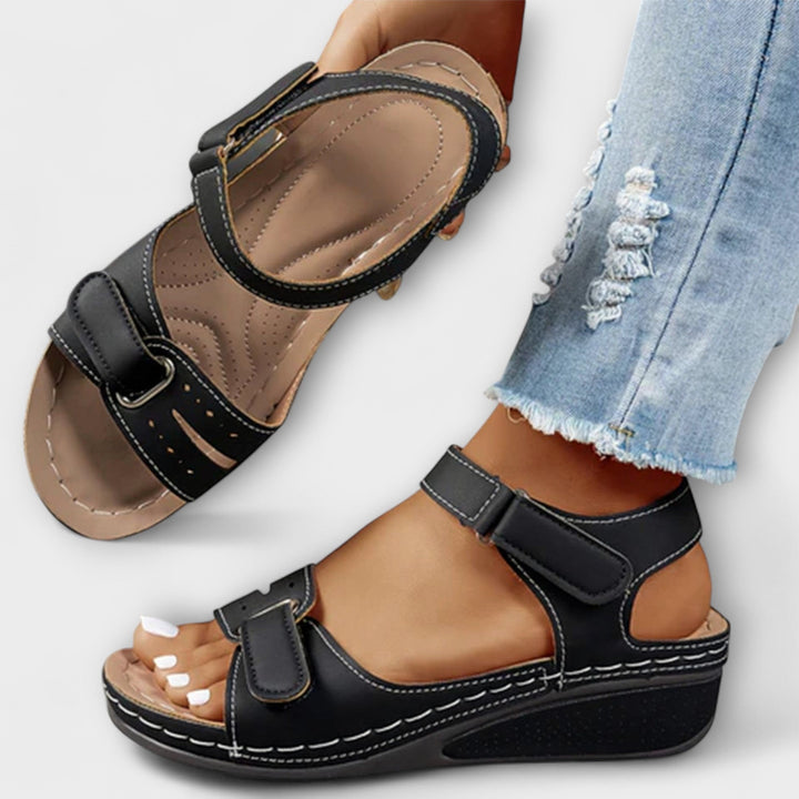 Sieglind - Green Velcro Sandals